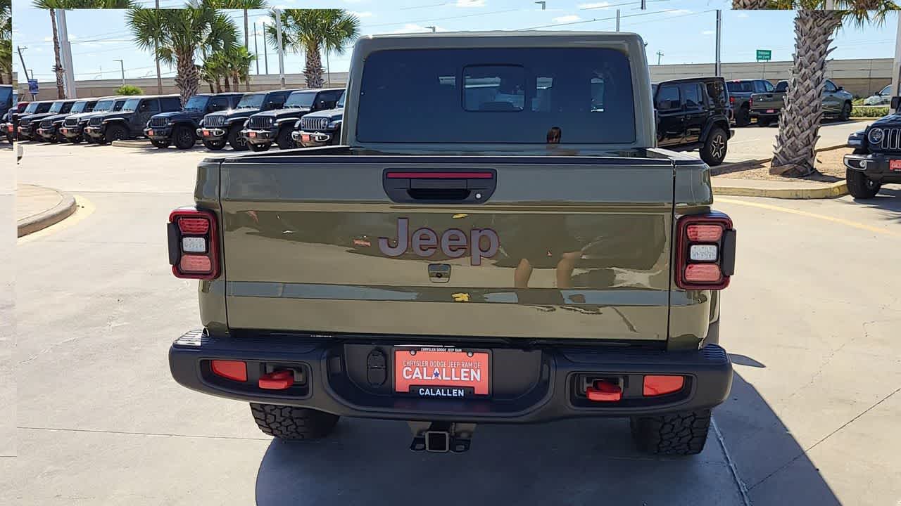 Thumbnail: 2026 Jeep Gladiator - 7