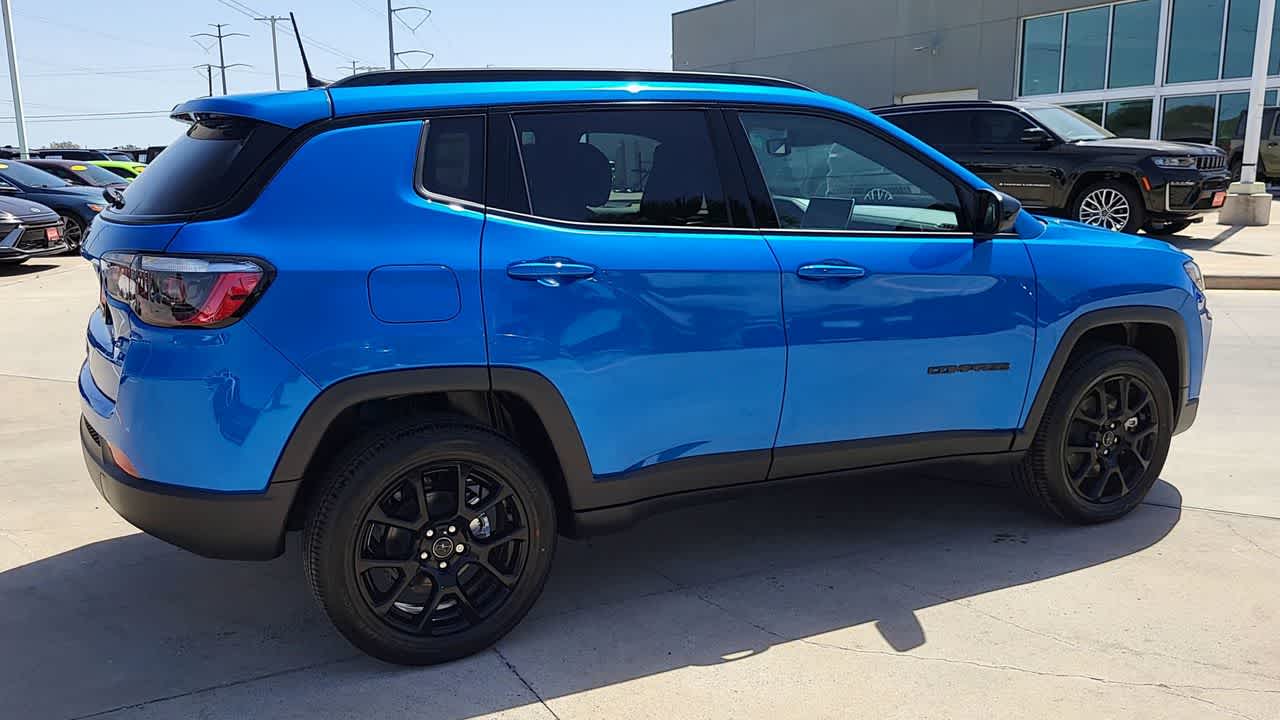 Thumbnail: 2026 Jeep Compass - 8