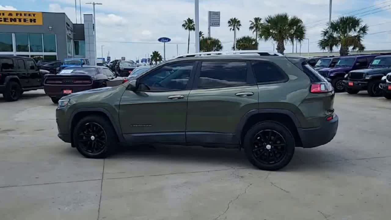 Thumbnail: 2020 Jeep Cherokee - 5