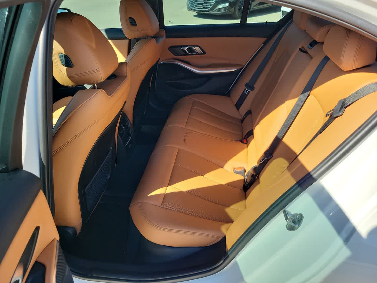 Thumbnail: 2023 BMW 3 Series - 21