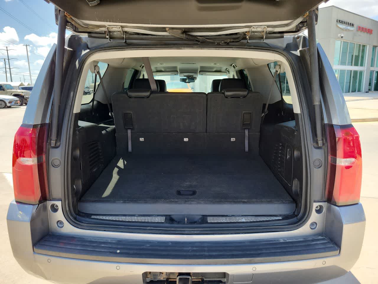 Thumbnail: 2019 Chevrolet Suburban - 27