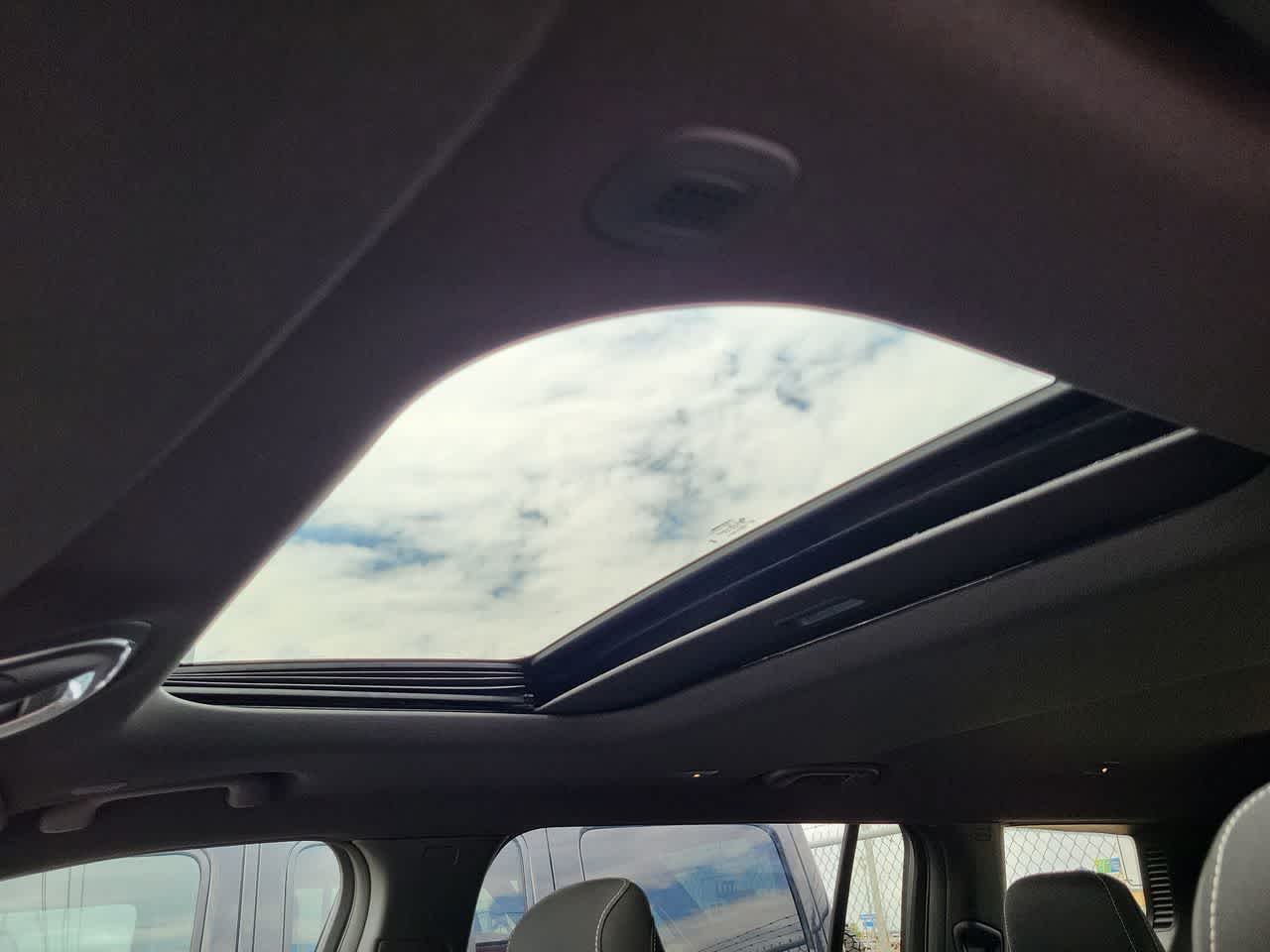 Thumbnail: 2025 Jeep Grand Cherokee - 30