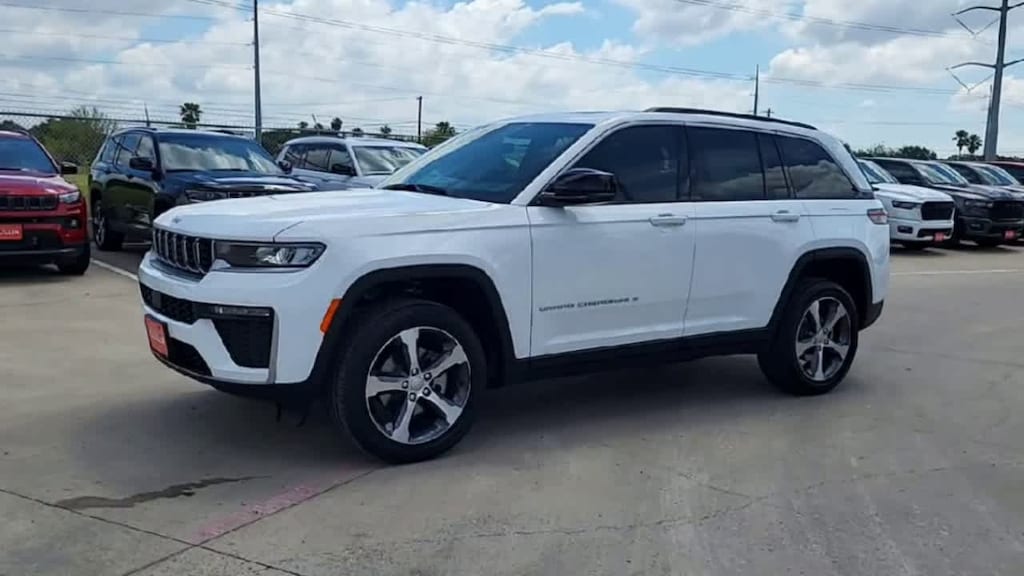 New 2026 Jeep Grand Cherokee LIMITED 4X2 Sport Utility