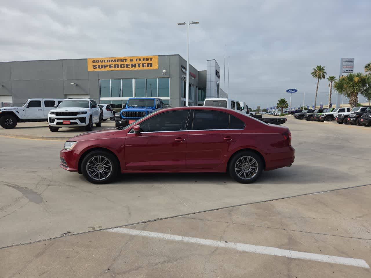 Thumbnail: 2017 Volkswagen Jetta - 3