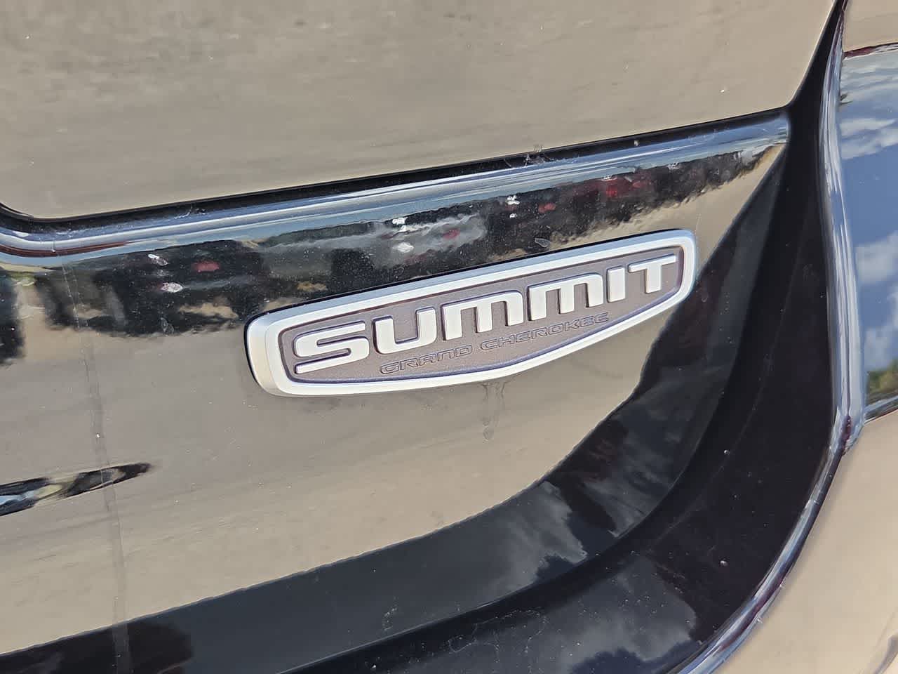 Thumbnail: 2026 Jeep Grand Cherokee - 15