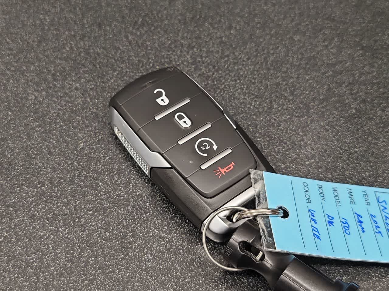 Thumbnail: 2025 RAM 1500 - 28