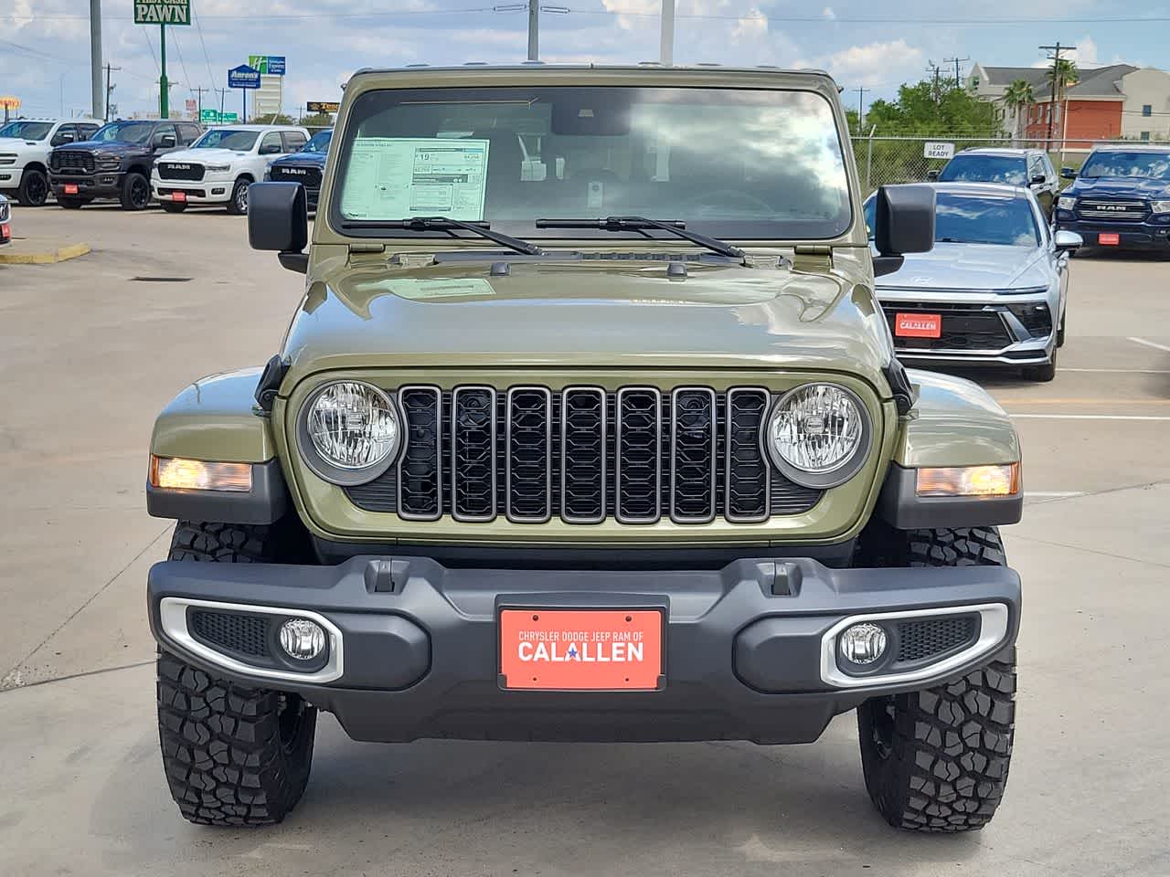 Thumbnail: 2025 Jeep Gladiator - 14