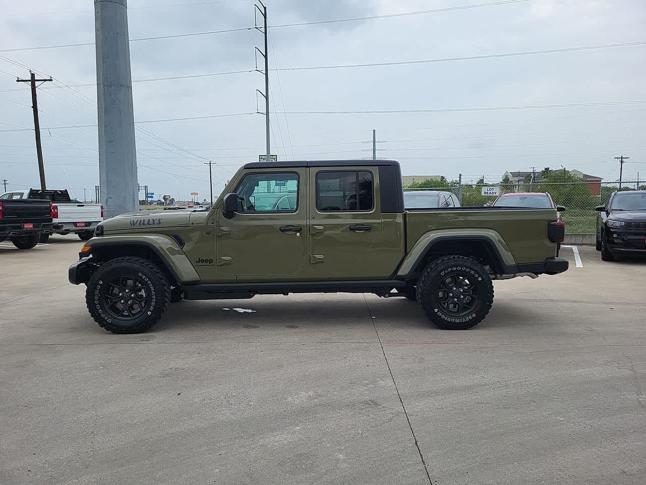 Thumbnail: 2026 Jeep Gladiator - 11