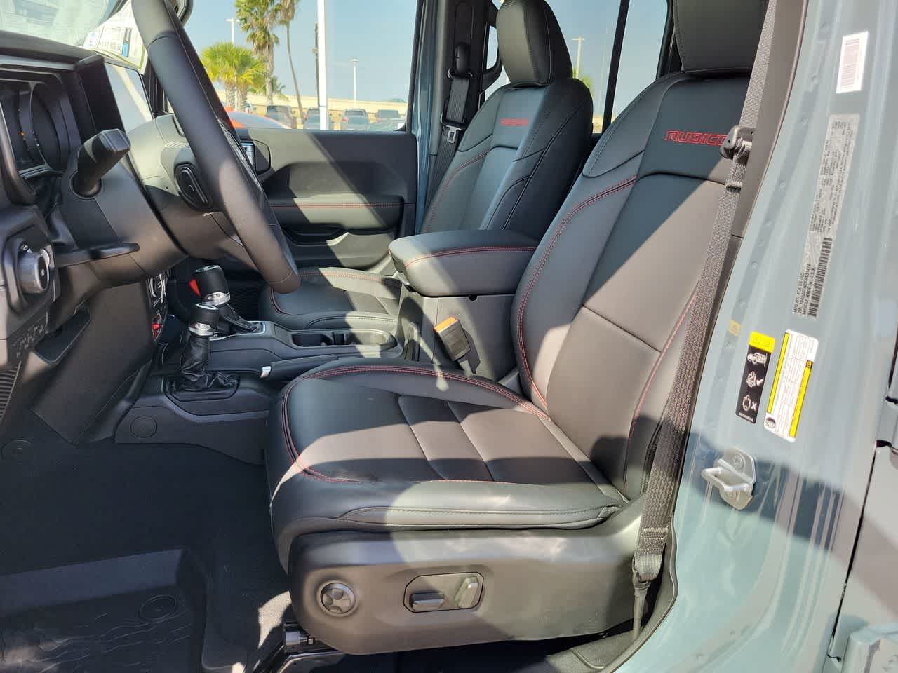 Thumbnail: 2025 Jeep Wrangler - 19