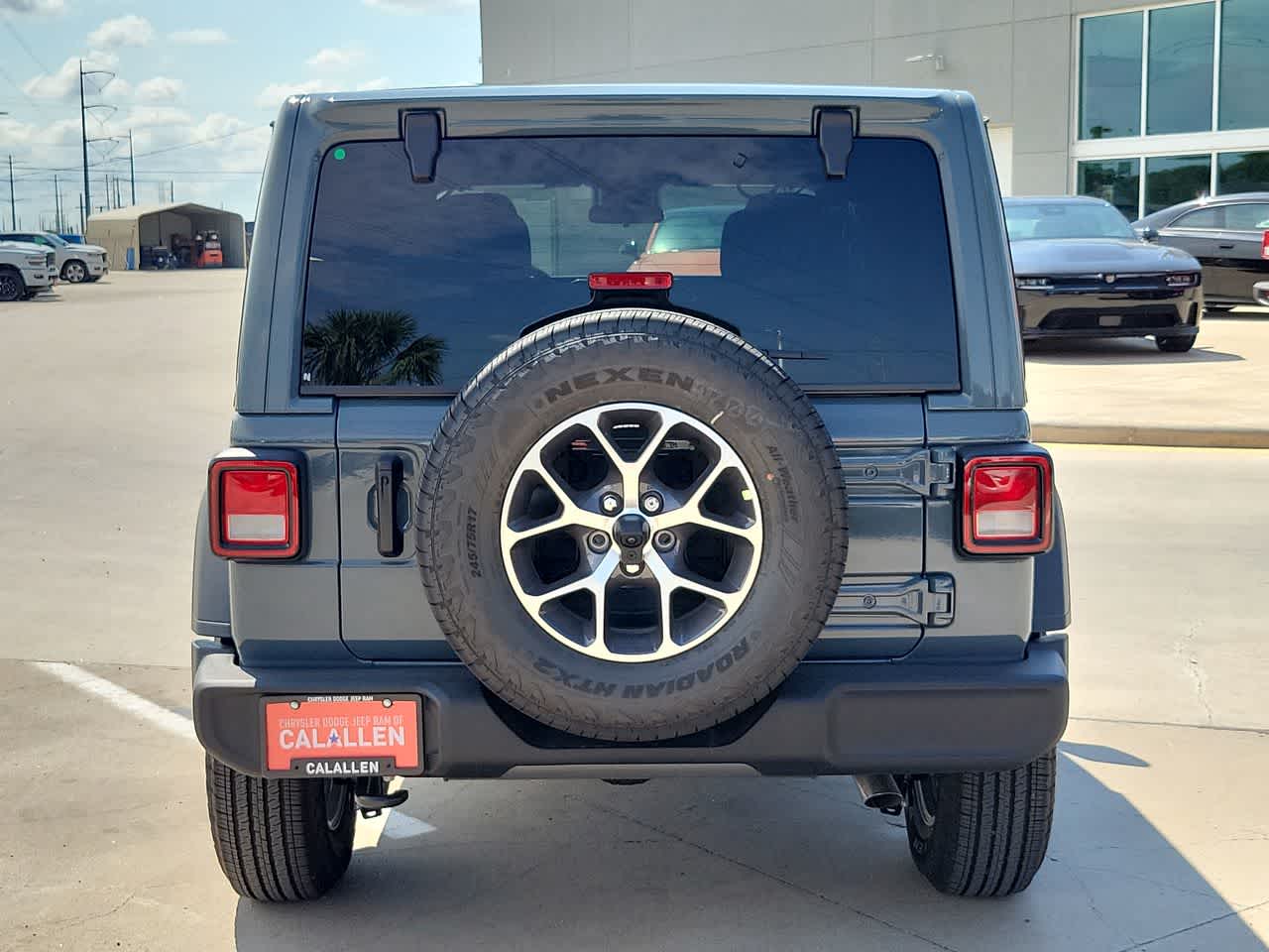 Thumbnail: 2025 Jeep Wrangler - 13