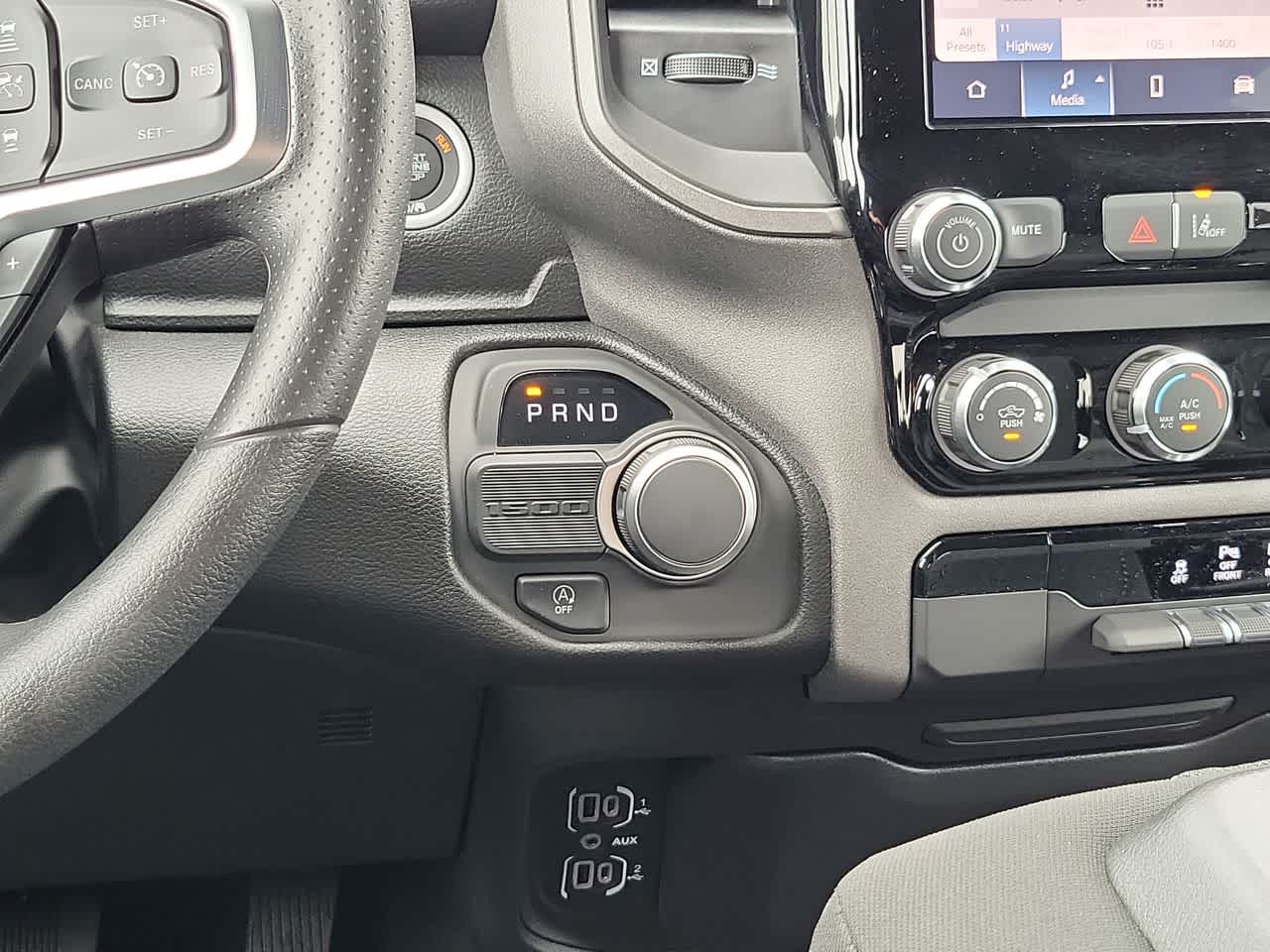 Thumbnail: 2026 RAM 1500 - 26