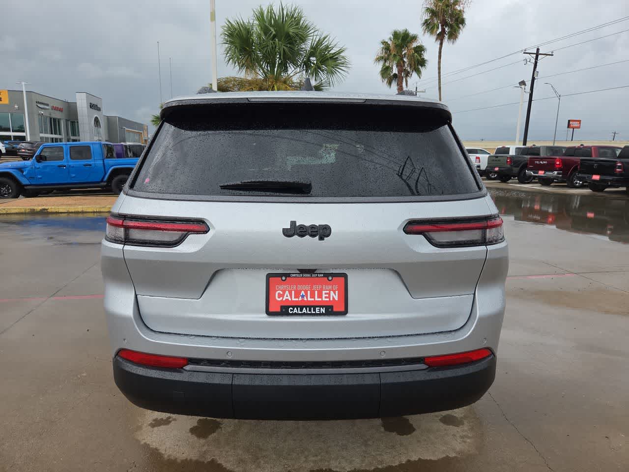 Thumbnail: 2026 Jeep Grand Cherokee - 13