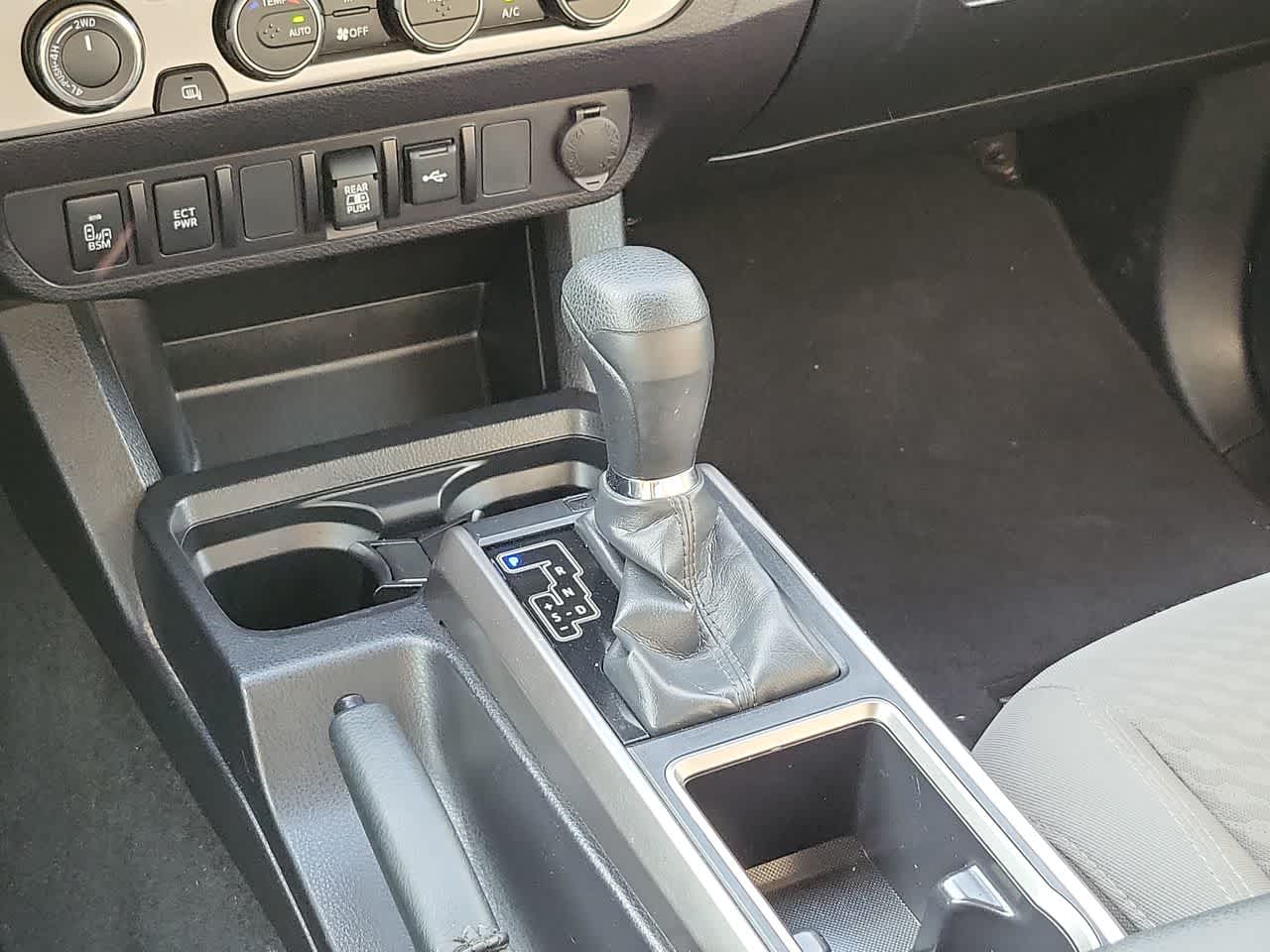 Thumbnail: 2023 Toyota Tacoma - 25