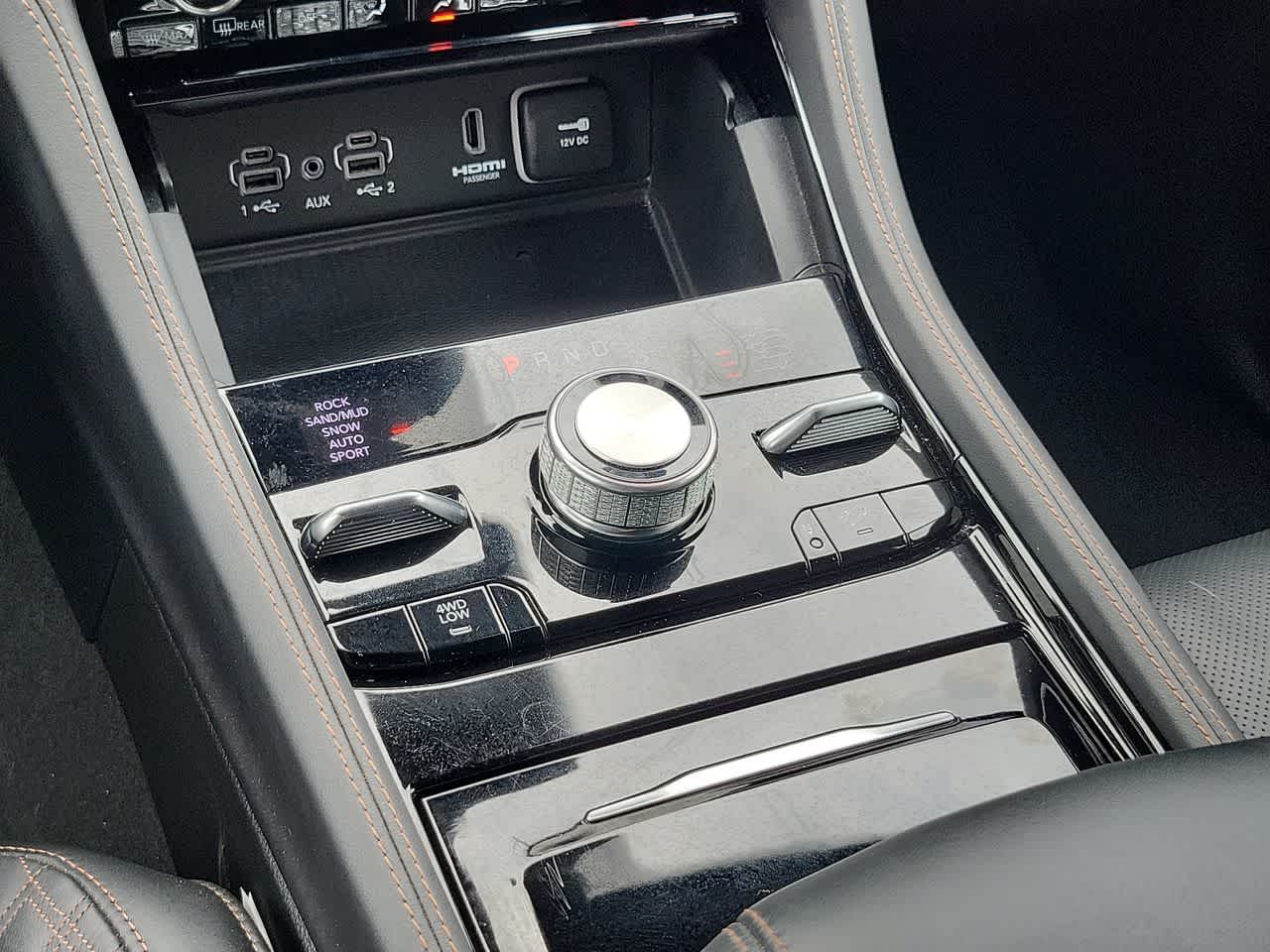 Thumbnail: 2022 Jeep Grand Cherokee - 25