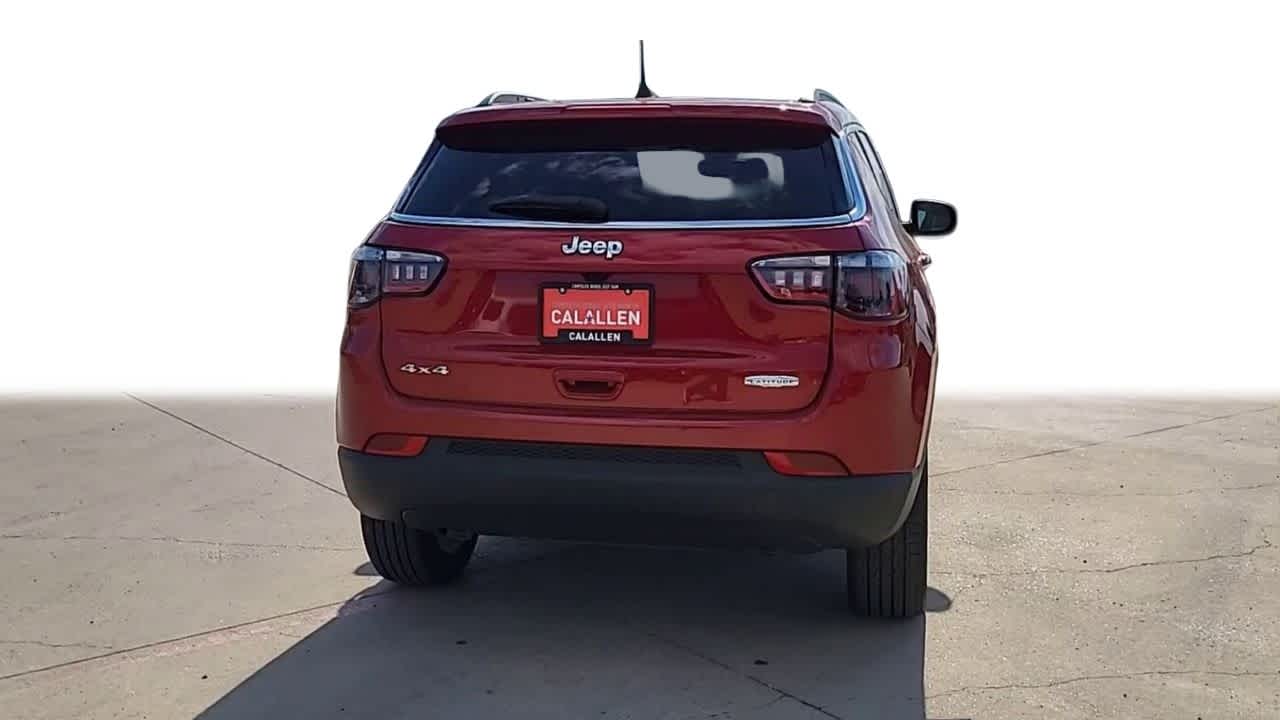 Thumbnail: 2025 Jeep Compass - 7