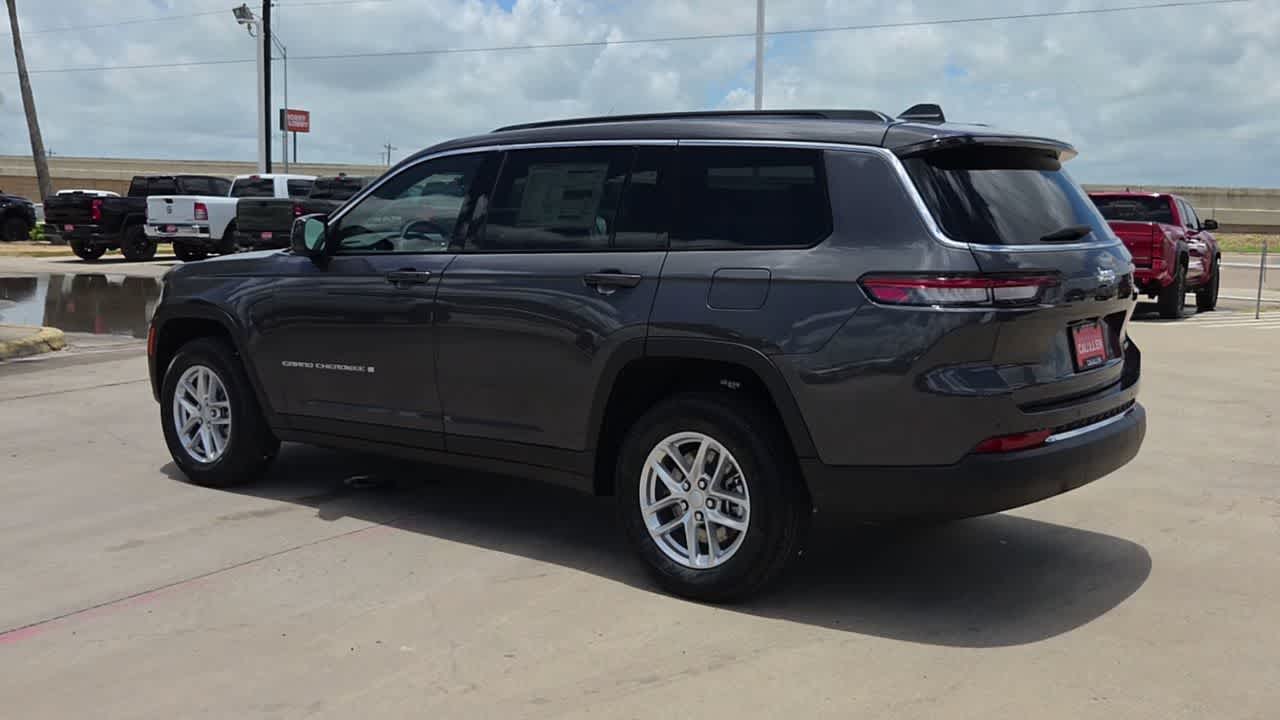 Thumbnail: 2026 Jeep Grand Cherokee - 6