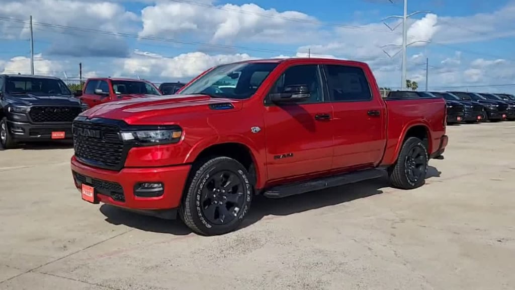 New 2026 Ram 1500 LONE STAR CREW CAB 4X4 5'7 BOX Pickup