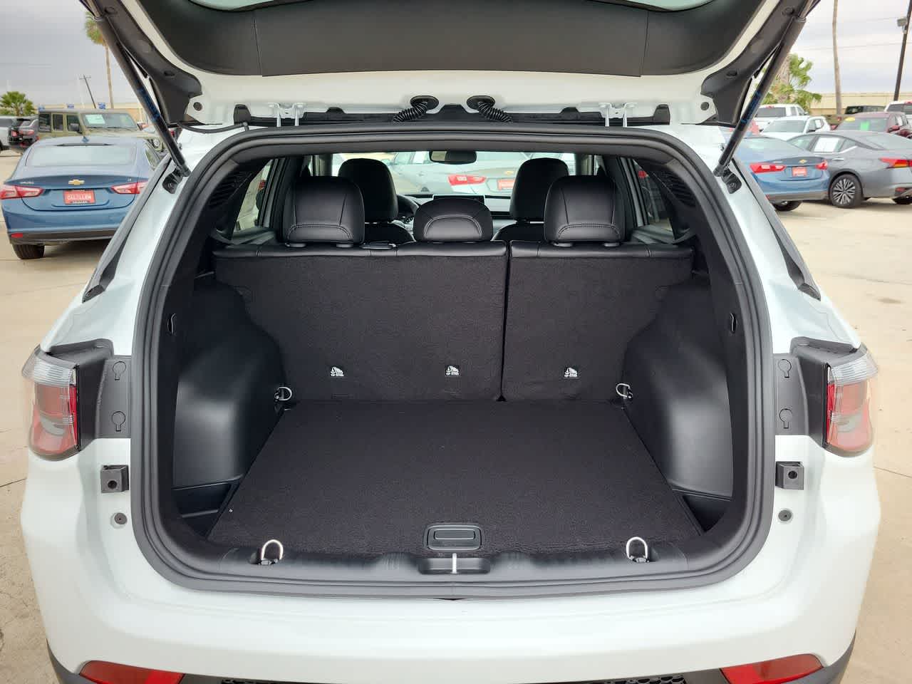 Thumbnail: 2026 Jeep Compass - 27