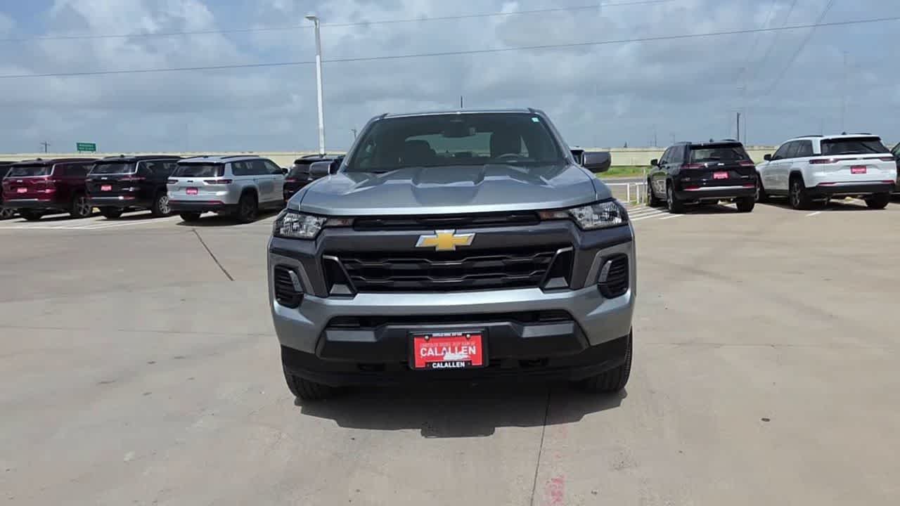 Thumbnail: 2024 Chevrolet Colorado - 3