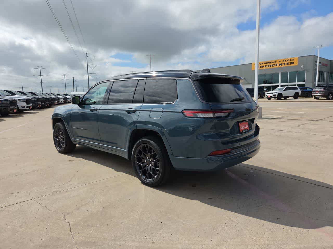 Thumbnail: 2026 Jeep Grand Cherokee - 12