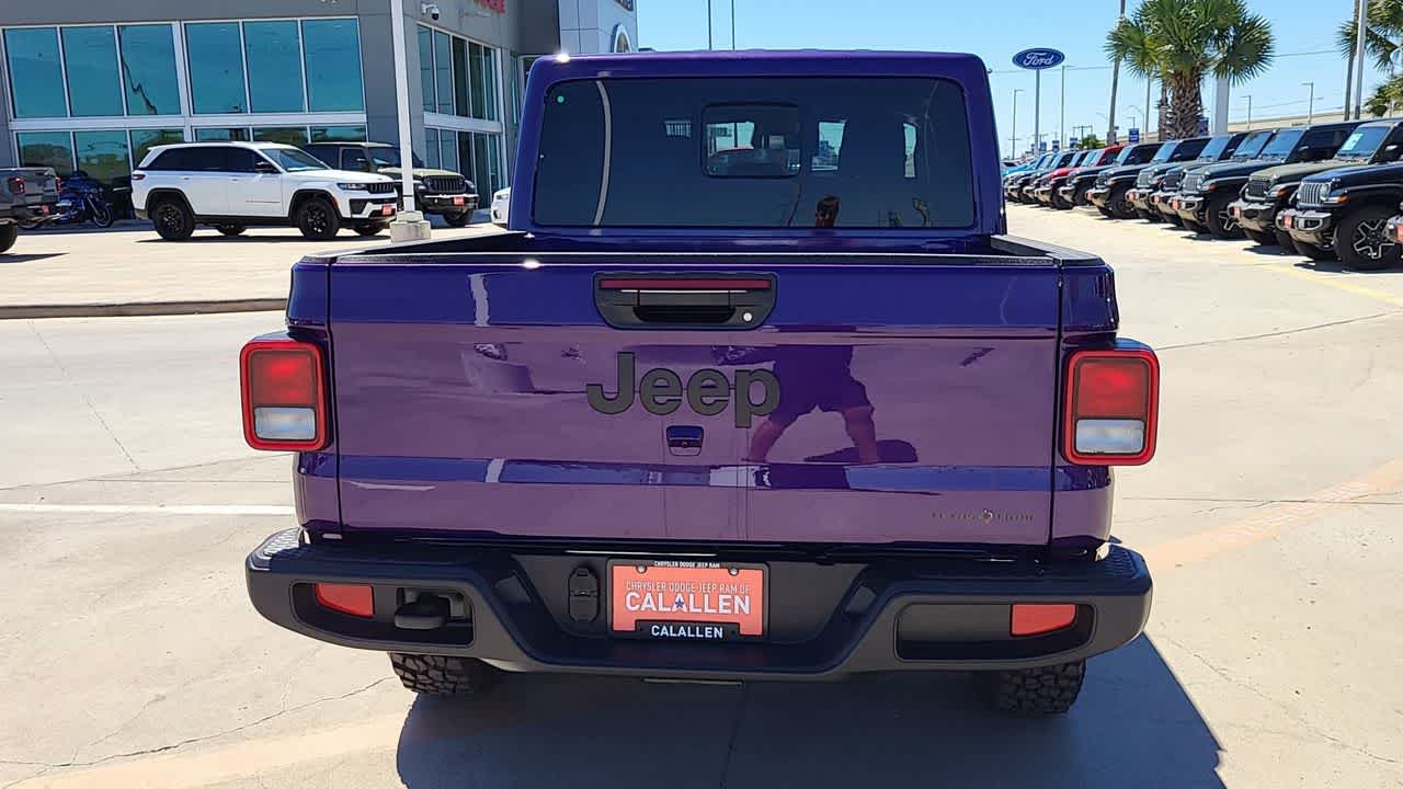 Thumbnail: 2026 Jeep Gladiator - 7