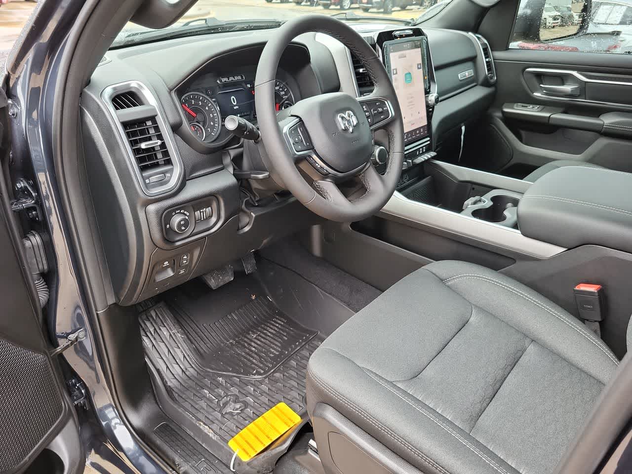 Thumbnail: 2026 RAM 1500 - 10