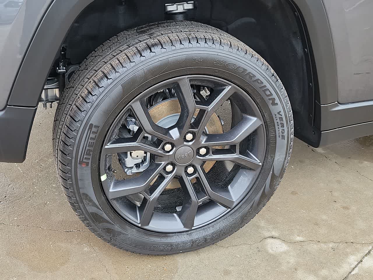 Thumbnail: 2025 Jeep Grand Cherokee - 16