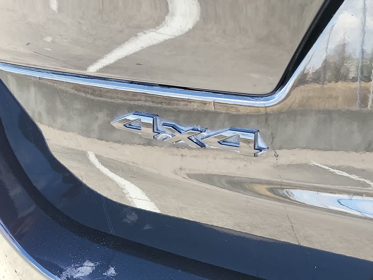 Thumbnail: 2023 Jeep Grand Cherokee - 15