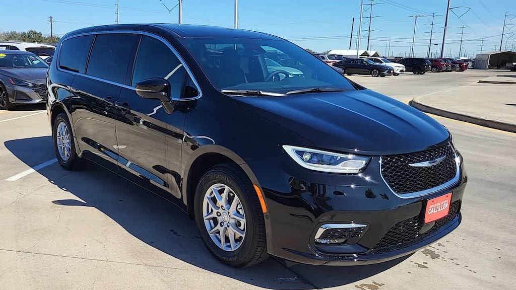 New 2026 Chrysler Pacifica SELECT Passenger Van