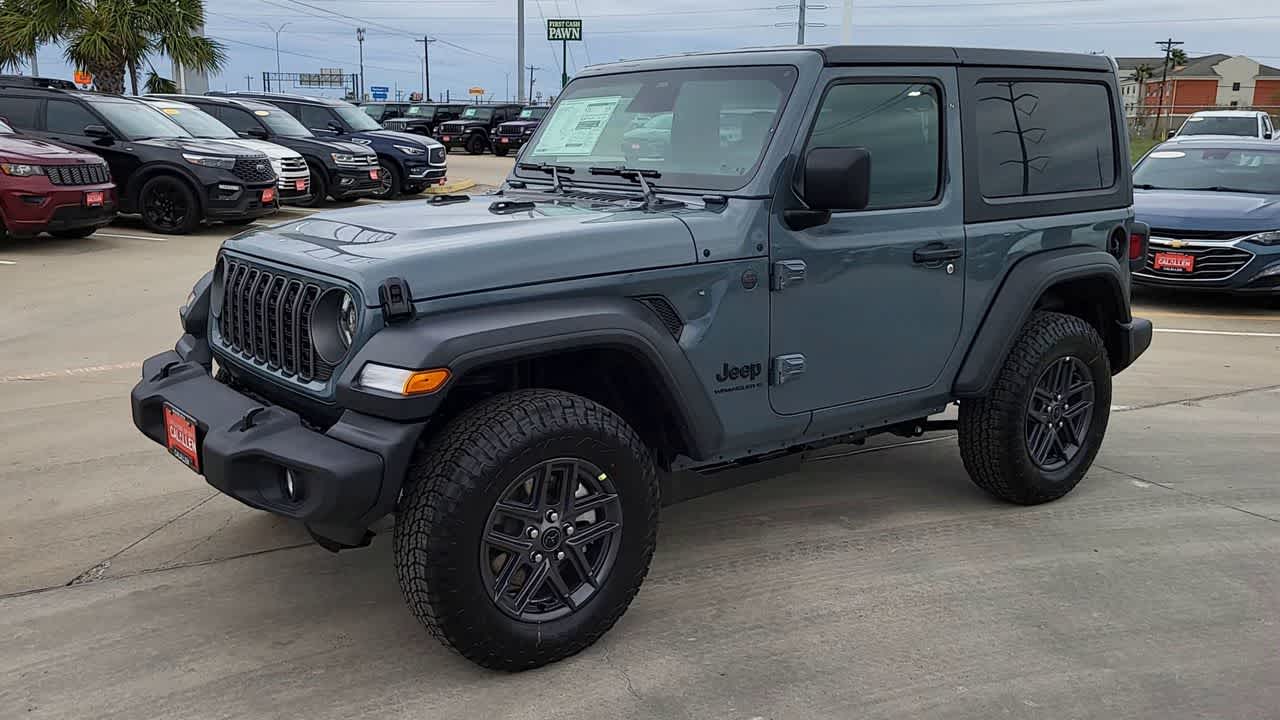 Thumbnail: 2026 Jeep Wrangler - 4