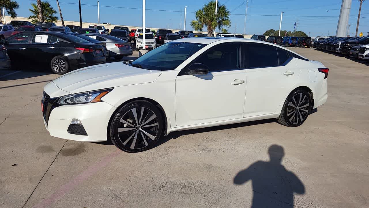 Thumbnail: 2021 Nissan Altima - 4