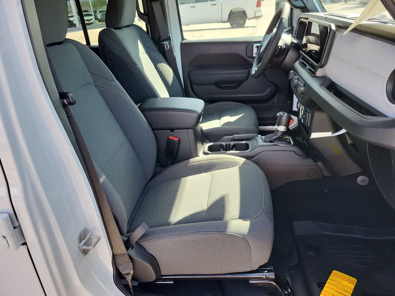 Thumbnail: 2026 Jeep Wrangler - 22