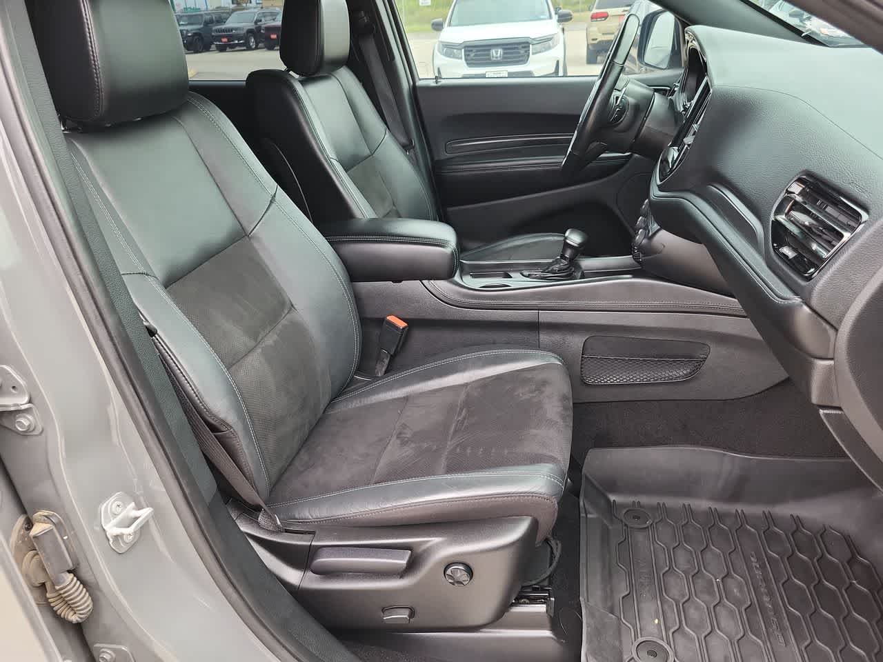 Thumbnail: 2022 Dodge Durango - 22