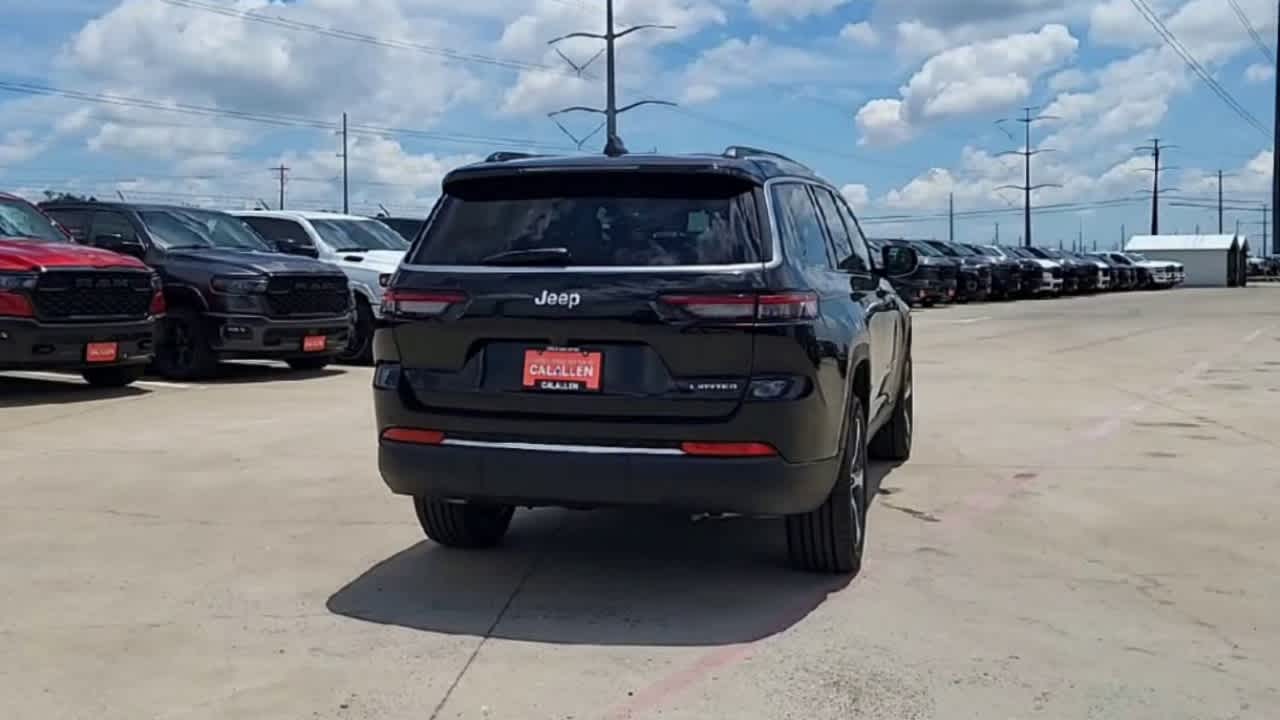 Thumbnail: 2026 Jeep Grand Cherokee - 7