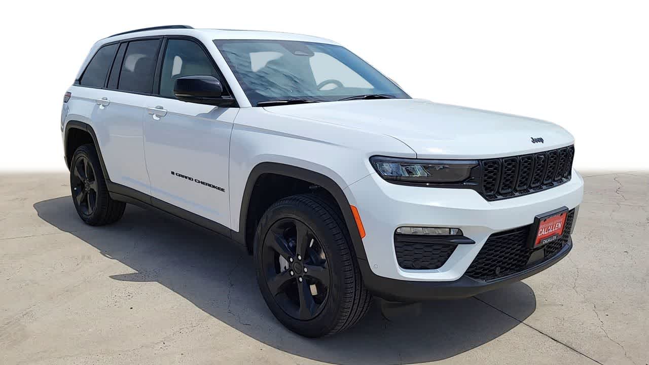2025 Jeep Grand Cherokee Limited photo 2