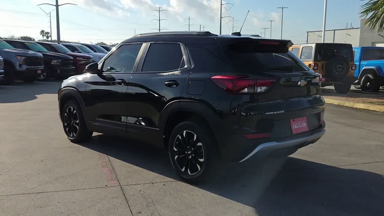 Thumbnail: 2023 Chevrolet TrailBlazer - 6