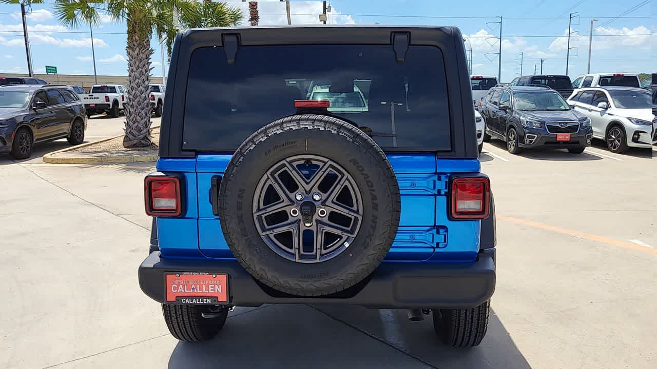 Thumbnail: 2025 Jeep Wrangler - 7