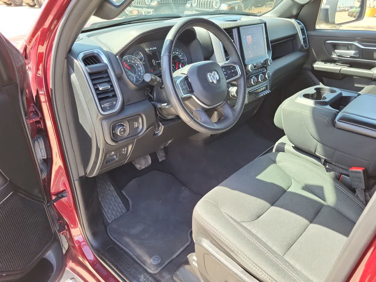 Thumbnail: 2025 RAM 1500 - 10
