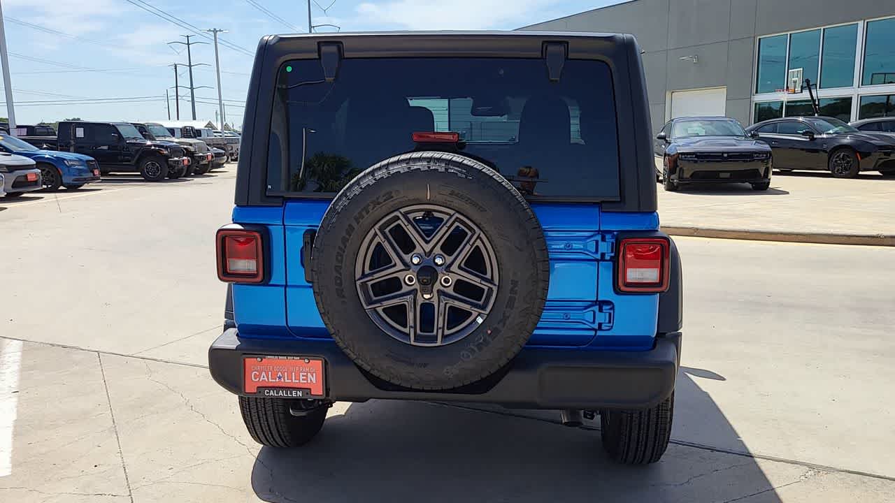 Thumbnail: 2025 Jeep Wrangler - 7