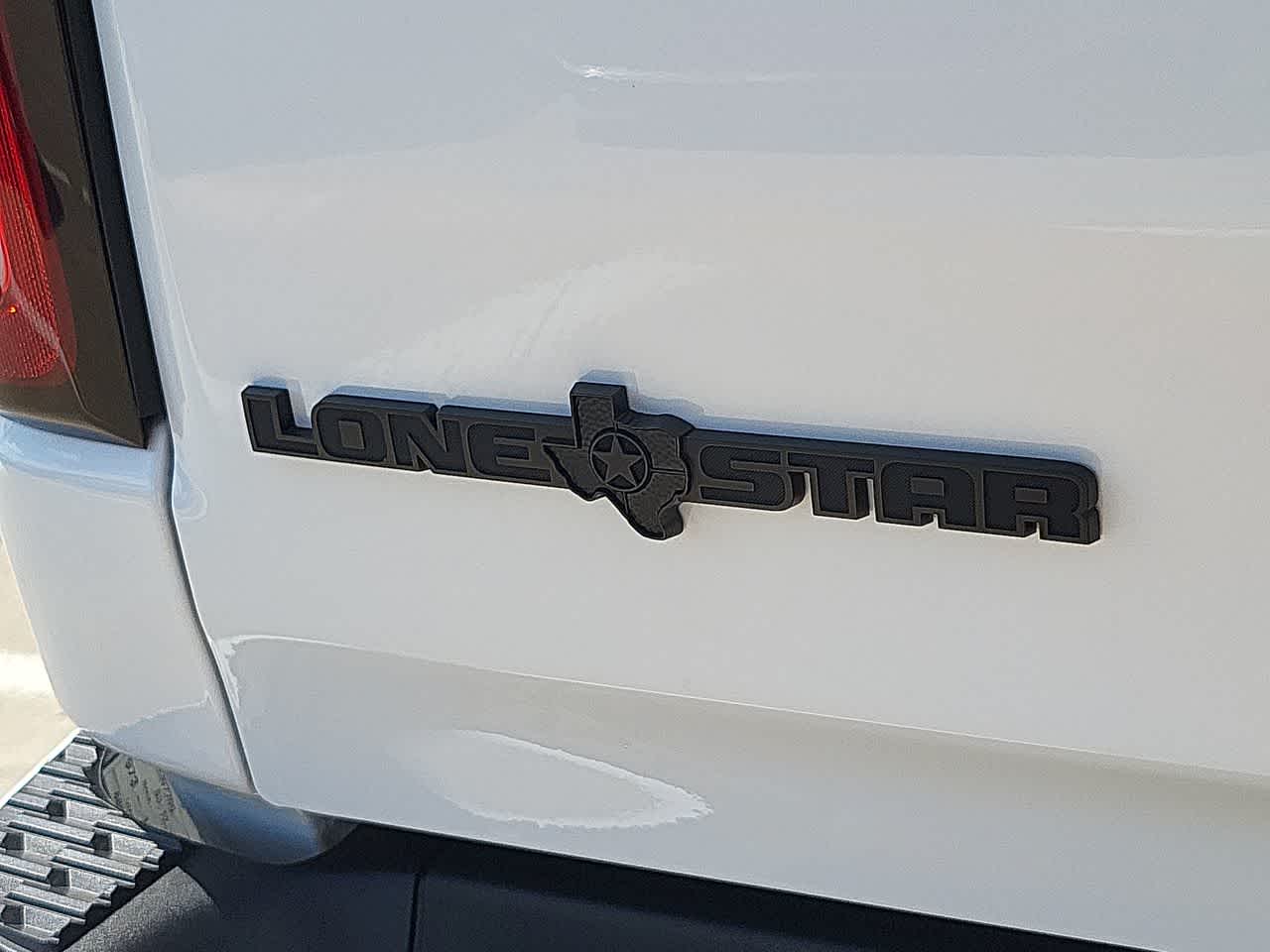 Thumbnail: 2026 RAM 1500 - 15