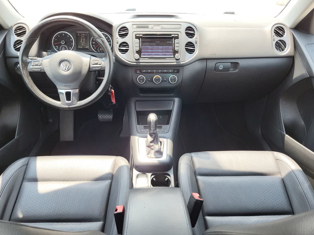 2013 Volkswagen Tiguan SE 18
