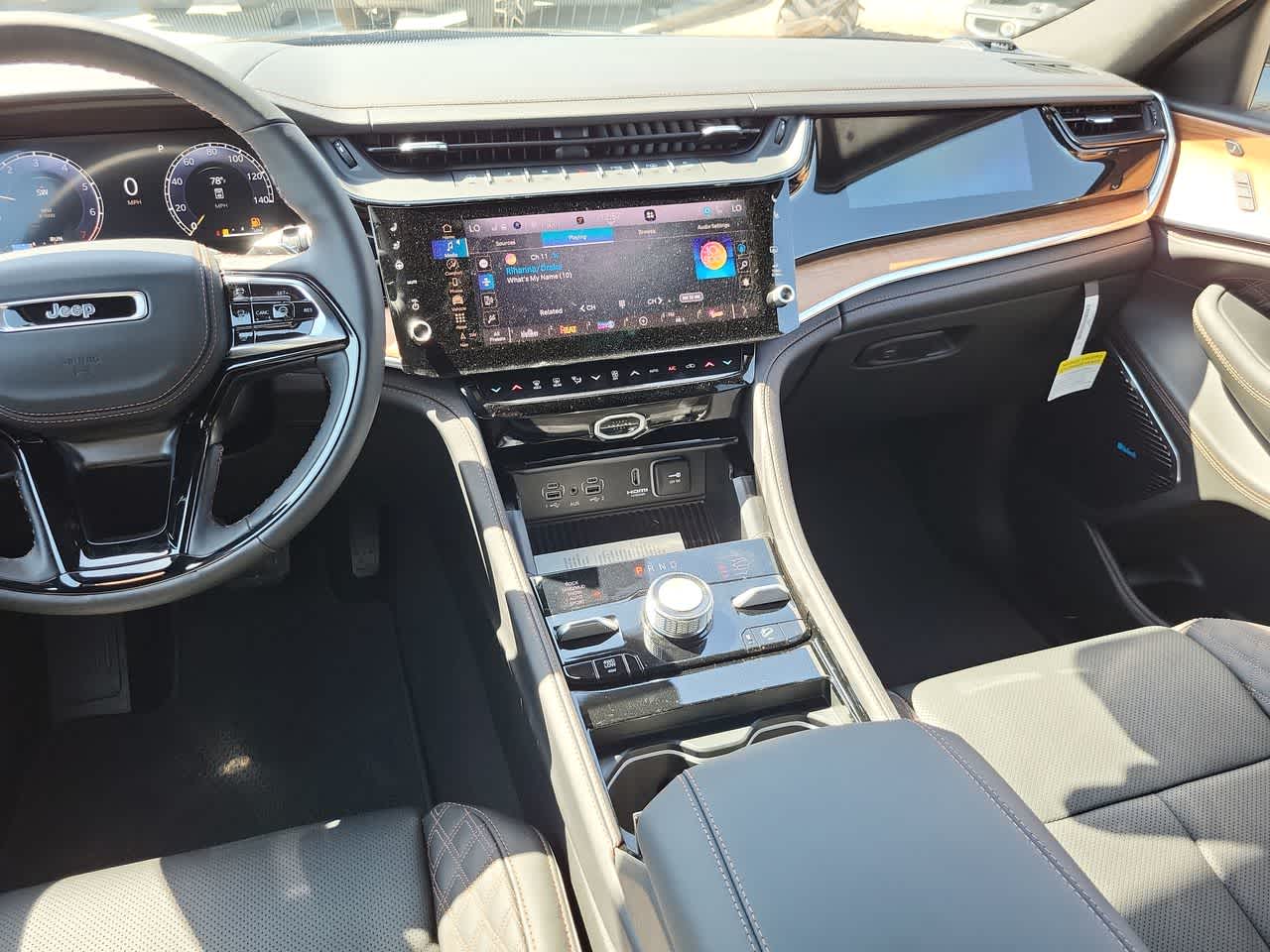 Thumbnail: 2026 Jeep Grand Cherokee - 24