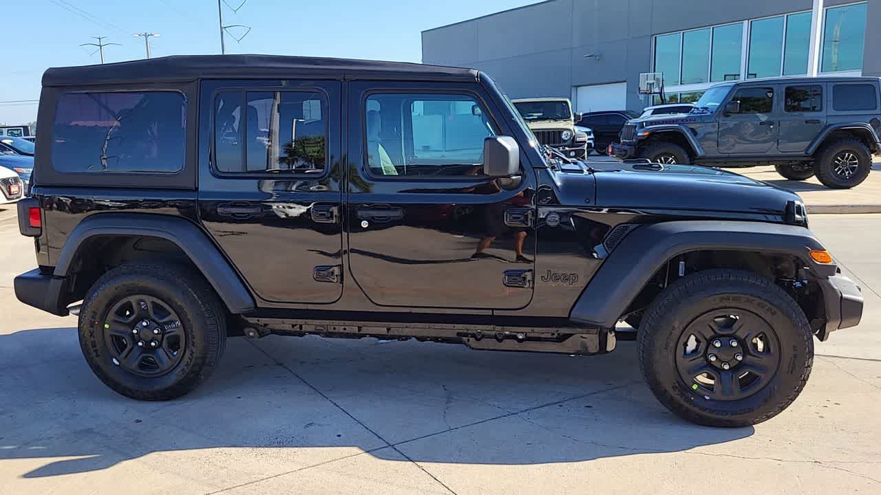 Thumbnail: 2026 Jeep Wrangler - 9