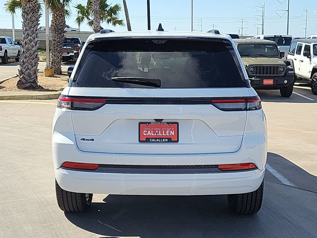 Thumbnail: 2026 Jeep Grand Cherokee - 13