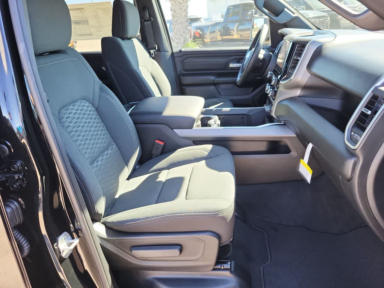 Thumbnail: 2025 RAM 1500 - 22