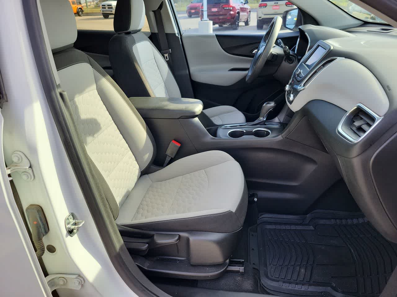 Thumbnail: 2021 Chevrolet Equinox - 22