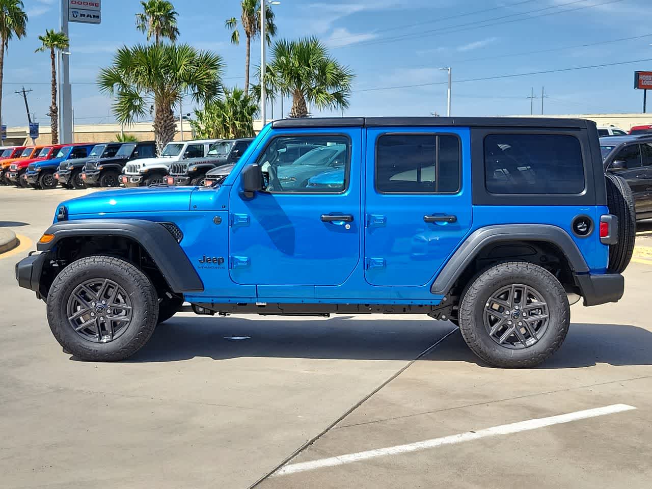 Thumbnail: 2025 Jeep Wrangler - 11