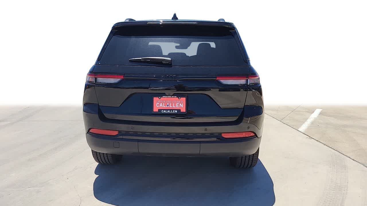 Thumbnail: 2025 Jeep Grand Cherokee - 7