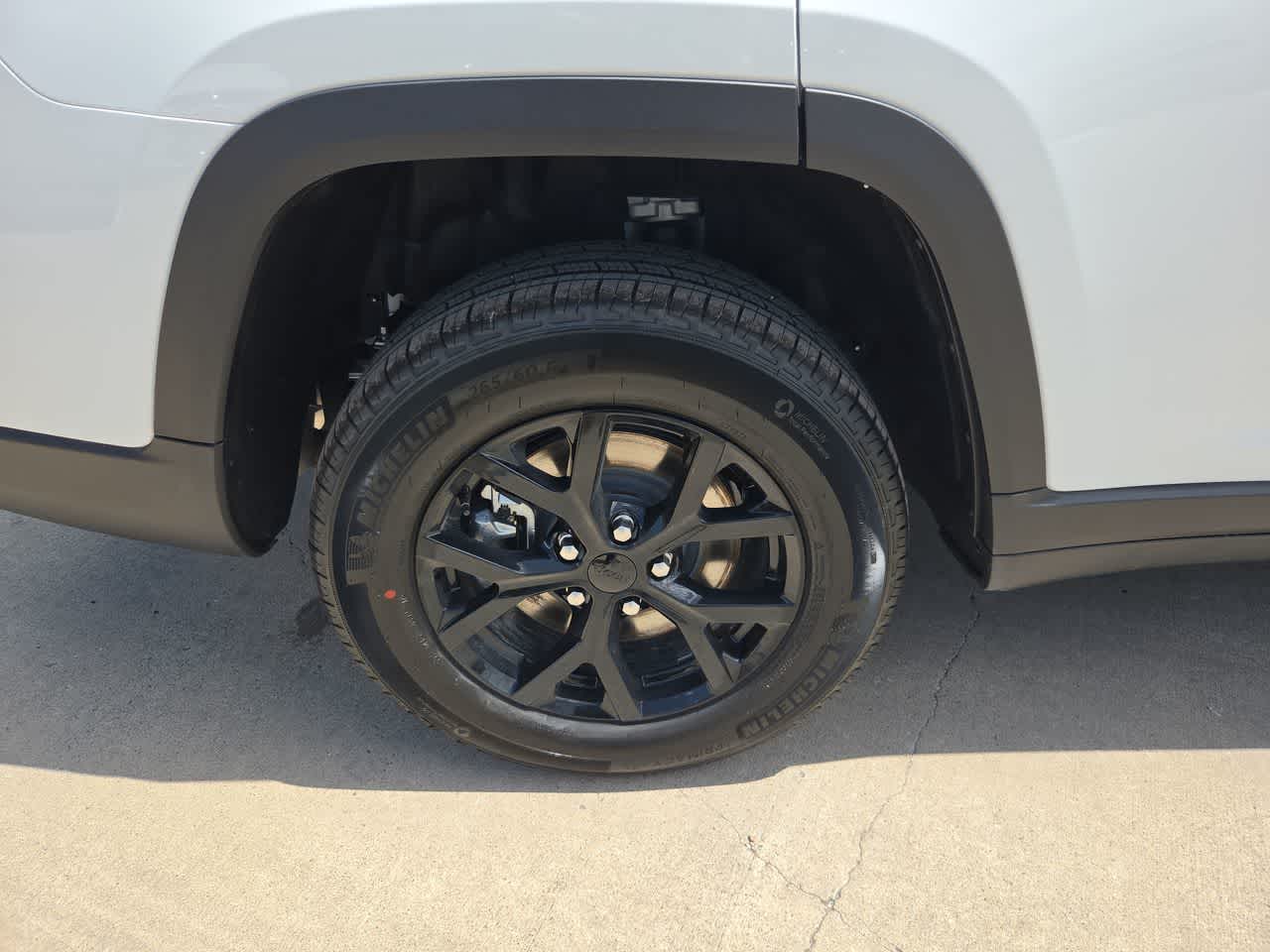 Thumbnail: 2026 Jeep Grand Cherokee - 15