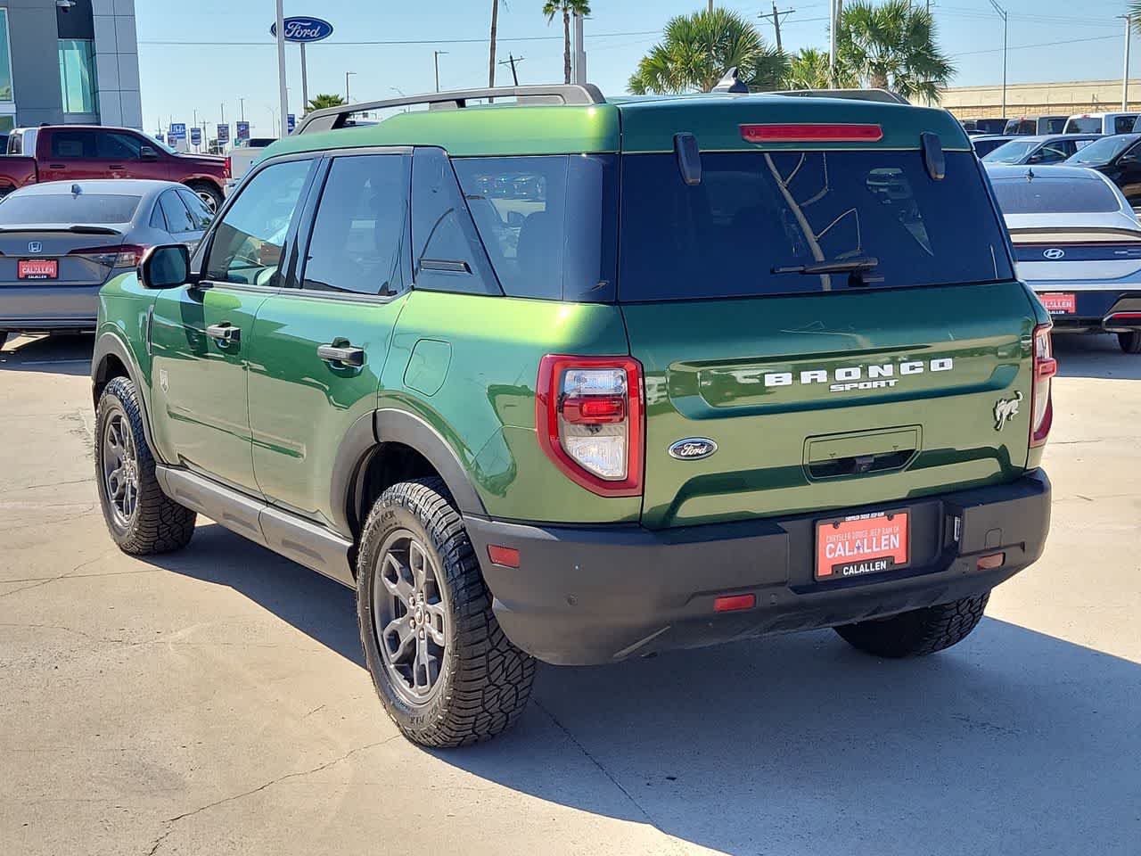 Thumbnail: 2023 Ford Bronco Sport - 12